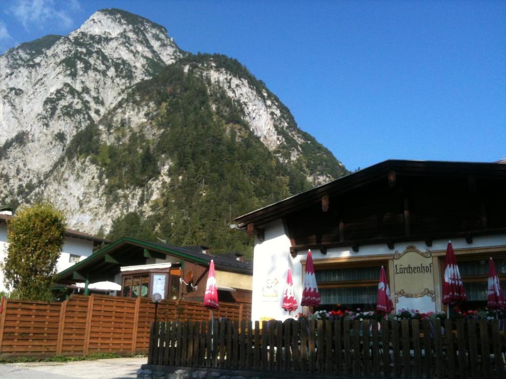 Pension Larchenhof Maurach  Exterior photo